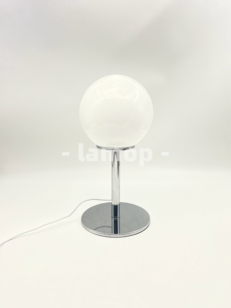 Lámpara de Mesa con Base Croma - Decor Lighting & Decor Fires reseña y precio